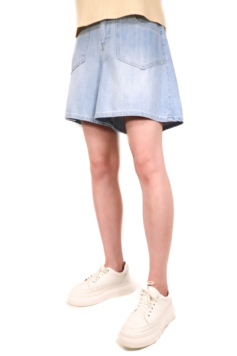 袋口牛仔短褲