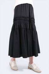 壓摺設計棉麻半截裙 - 黑色