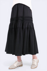 壓摺設計棉麻半截裙 - 黑色