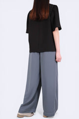 包邊打褶袖立體質感上衣 - 黑色 - Chic Collection