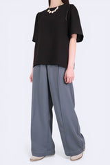 包邊打褶袖立體質感上衣 - 黑色 - Chic Collection