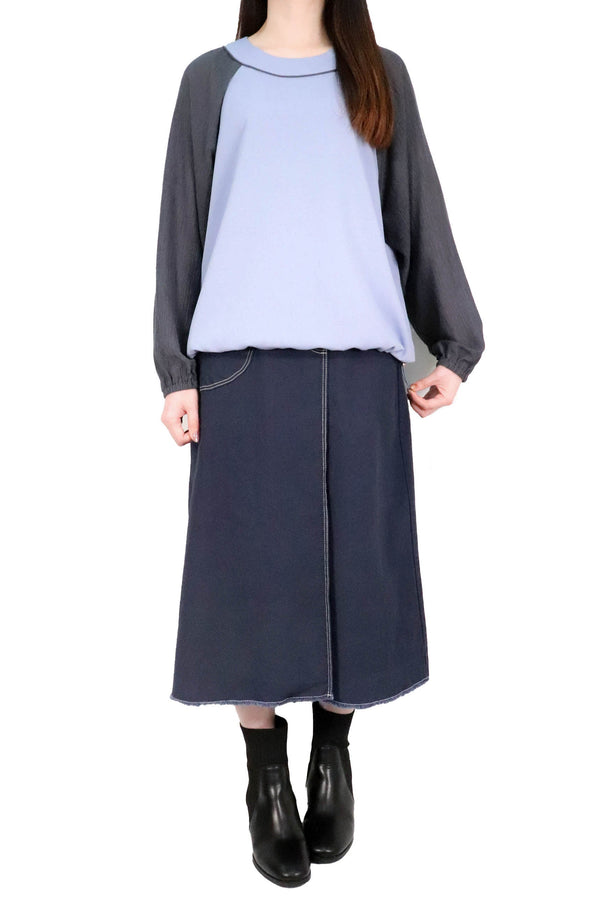 暗紋泡泡袖接拼上衣 (拼日本布料) - 藍色 - Chic Collection