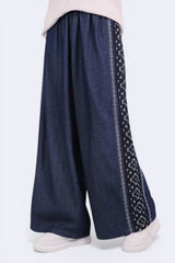 兩側刺繡牛仔闊褲 - 藍色 - Chic Collection