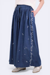 貓貓刺繡牛仔裙褲 - Chic Collection