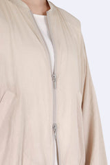 下擺束帶雙拉鍊薄外套 - 杏色 - Chic Collection