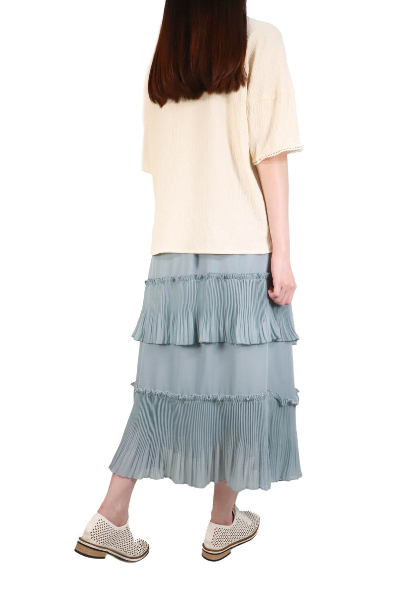 縐縐暗紋接拼花邊袖上衣 - 米色 - Chic Collection