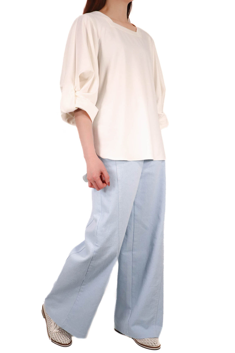 方領扭結袖暗閃上衣 (日本布料) - 白色 - Chic Collection