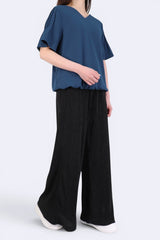 打摺袖束帶V領上衣 (日本布料) - 藍色 - Chic Collection