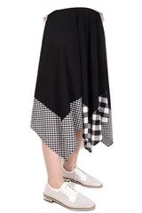 格仔不規則下擺棉質半截裙 (日本布料) - 黑色 - Chic Collection