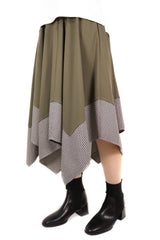 下拼織布不規則半截裙 (日本布料) - 綠色 - Chic Collection