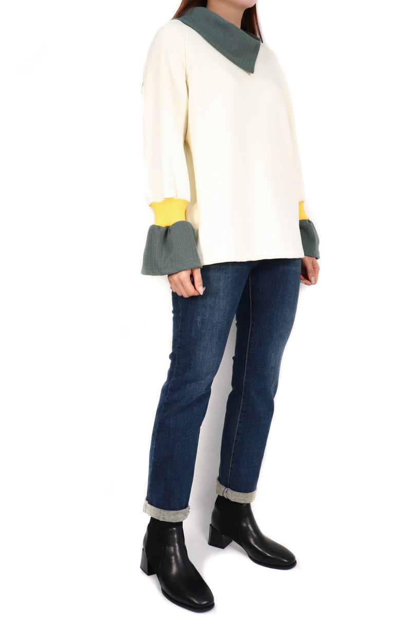 織紋反領撞色束袖綿質上衣 - 米色 - Chic Collection