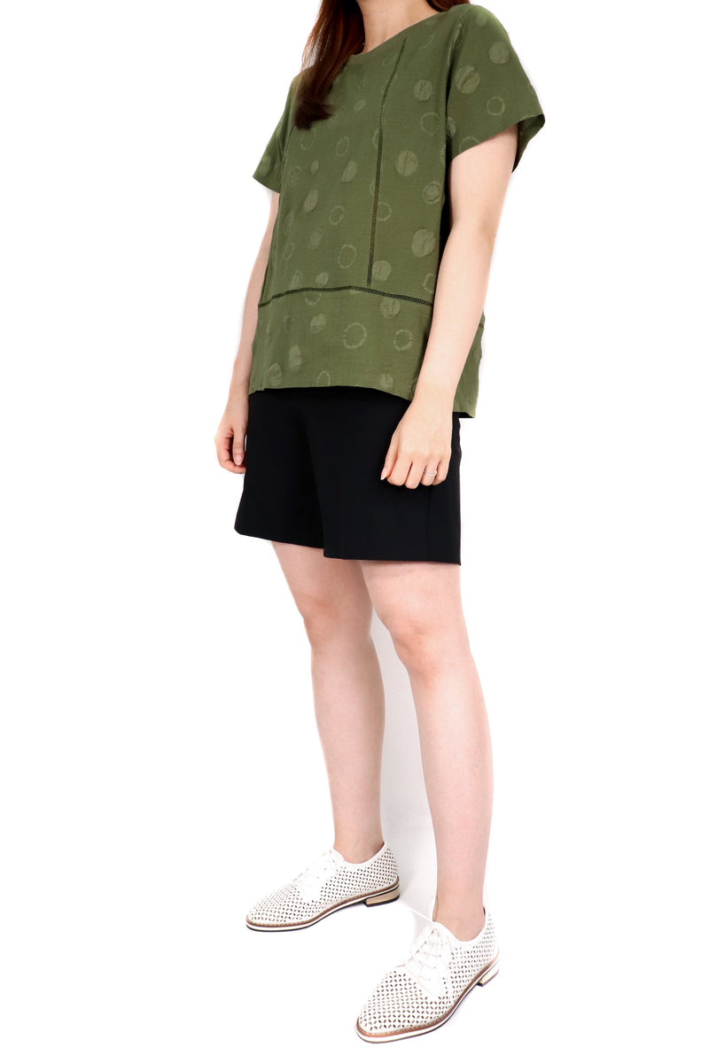 鹽縮圈圈拼鏤空條棉質上衣 (日本布料) - 綠色 - Chic Collection
